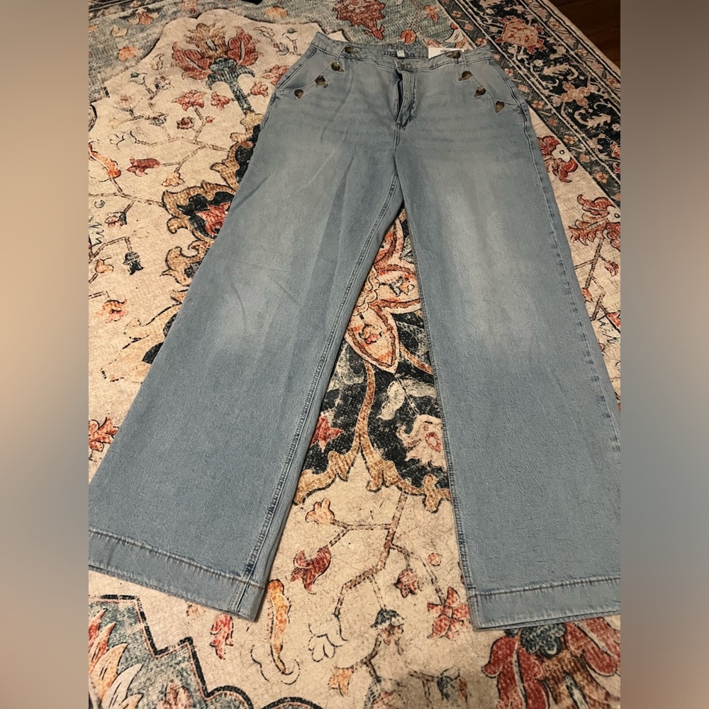Women's Light Blue Jeans